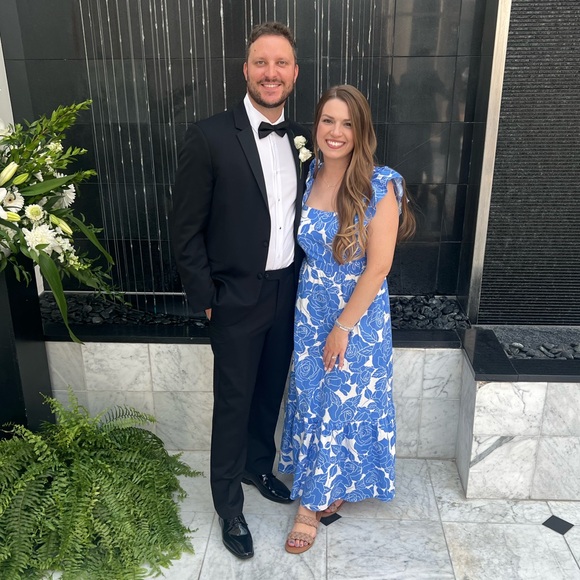 Meet your Posher, Kelly! - Picture 1 of 2